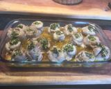 Foto del paso 5 de la receta: Arrolladitos de pescadilla sobre hojaldre de papas