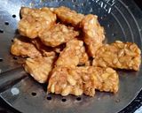 Foto langkah ke 1 dari resep Tempe Uleg Sambal Goang.