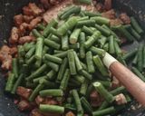 Foto langkah ke 4 dari resep Tumis Tempe dan Kacang Panjang dengan Kecap Spesial.