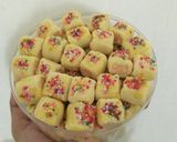Foto langkah ke 7 dari resep 3. Sprinkle Wafer Cookies.