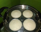 A picture of step 1 of Tawa idli.