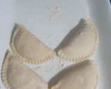 A picture of step 6 of Chicken cheese D samosa 🍣🍣🍣🍣❤❤❤.