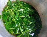 Foto langkah ke 2 dari resep Arnung Tumis Peddas.