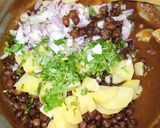 A picture of step 9 of Memoni Black Chickpea And Potato Chaat.