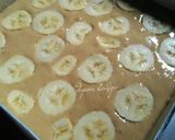 Foto langkah ke 5 dari resep Bolu Pisang Susu (Banana Milk Cake).