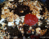 Foto del paso 4 de la receta: Arroz seco con fumet de gamba roja