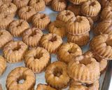 Foto langkah ke 7 dari resep Cente Manis (Bolu Sakura karamel).