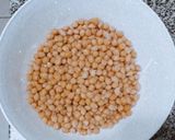 Foto del paso 1 de la receta: Hamburguesas de garbanzos riquí riqui
