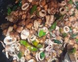 Foto langkah ke 6 dari resep Cumi Tempe Saus Tiram.