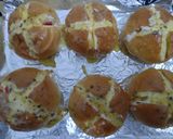 Foto langkah ke 8 dari resep Sausage Korean Garlic Bread - Roti Bawang + Sosis.