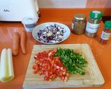 Foto del paso 2 de la receta: Potaje ligero de lentejas viudas (con verduras) en olla exprés
