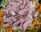 Foto del paso 5 de la receta: Pollo con verduras al vino blanco