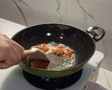 Foto langkah ke 3 dari resep Tumis Kangkung Balacan.
