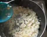Foto langkah ke 2 dari resep Pie kari ayam.