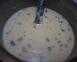 A picture of step 3 of Kesar Pista Kulfi.