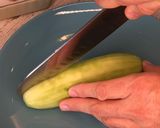 Foto del paso 1 de la receta Tzatziki salsa griega de yogur y pepino