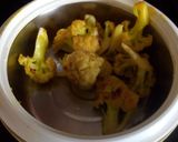 A picture of step 1 of Dhaba style aloo gobhi.