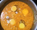 एग ड्रॉप करी (egg drop curry recipe in marathi) रेसिपी स्टेप 7 फोटो