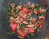 Foto langkah ke 3 dari resep Cumi Oseng Cabai.