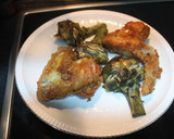 Foto del paso 9 de la receta: Alitas de pollo con alcachofas