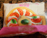 Foto del paso 1 de la receta: Ensalada de canónigos con mozzarella y frutos secos