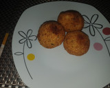 Foto del paso 6 de la receta: Bolitas de yema de huevo