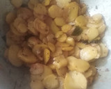 உருளைக்கிழங்கு வருவல் ரெசிபி ஸ்டேப் 2 புகைப்படம்