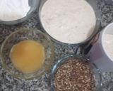 Foto del paso 1 de la receta: Pan de avena y miel