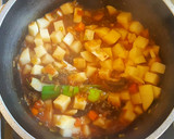 Foto del paso 3 de la receta: Guiso de porotos y hongos shiitake. #másconmenos