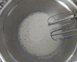 Foto del paso 2 de la receta: Bizcochuelo de vainilla esponjoso