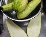 Foto del paso 1 de la receta: Barquitos de zucchini y carne