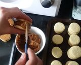 Foto del paso 3 de la receta: Alfajores de nieve rellenos de dulce de leche