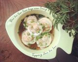Hình bước làm 3 của món Đậu hủ tôm tươi hấp nước tương topping đậu hà lan