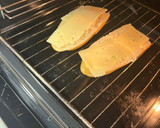 Foto del paso 2 de la receta: Bocata de lomo con queso y mahonesa