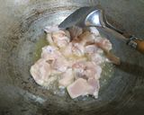 Foto langkah ke 1 dari resep Ayam lada hitam sederhana.