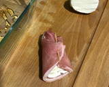 Foto del paso 3 de la receta: Rollos de lomo con mozzarella