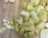 Foto langkah ke 1 dari resep Potato Cream Soup.