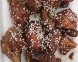 A picture of step 5 of Sweet and sour crunchy honey fried chicken.