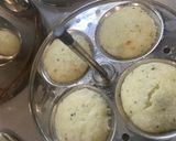 A picture of step 6 of Idli sambar with coconut chutney.