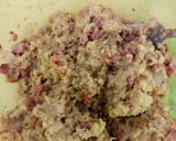 A picture of step 2 of Canederli knödel dumpling.