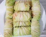 Foto langkah ke 3 dari resep Sawi Putih Gulung Isi Ayam.