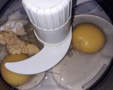 A picture of step 1 of Homemade mayonnaise.