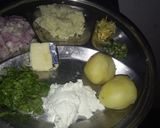A picture of step 1 of Cheesy rice bolls.