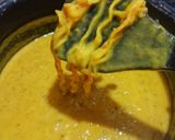 A picture of step 6 of Instant noodle khausay.
