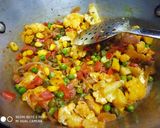 A picture of step 2 of Maggi masala khichdi.