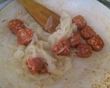 Foto del paso 5 de la receta: Papas con cebolla y longaniza