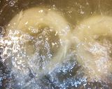 Foto del paso 1 de la receta: Pescadilla que se muerde la cola