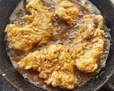 Foto langkah ke 4 dari resep Ayam Geprek Sambal Bawang.