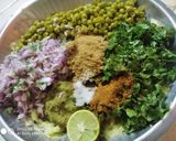 વટાણા અને બટાકા ના પટ્ટી સમોસા (Vatana Bataka Patti Samosa Recipe In Gujarati) રેસીપી સ્ટેપ1ફોટો