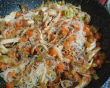 Foto langkah ke 7 dari resep Chicken Shepherd's Pie (Pastel Tutup).